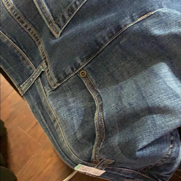 Jeans - Picture 2 of 3